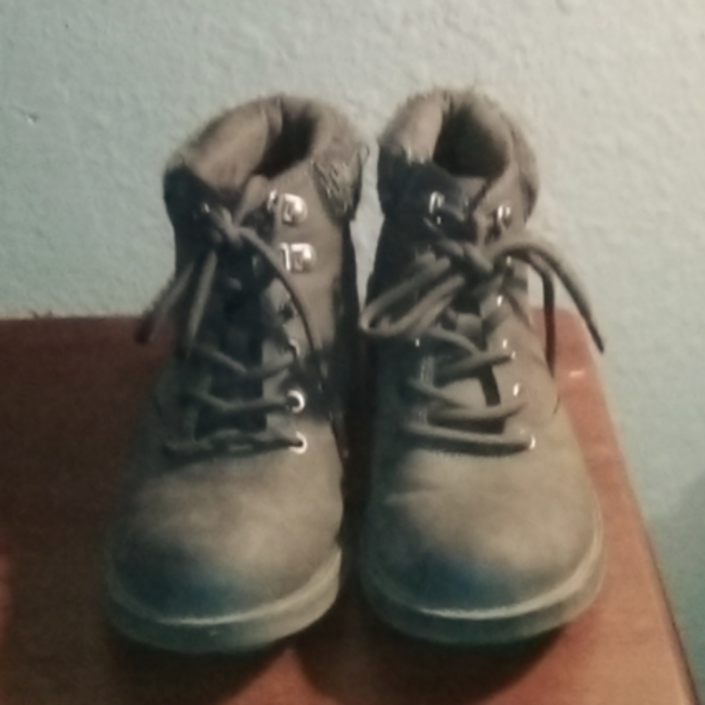 Grey boots size 6